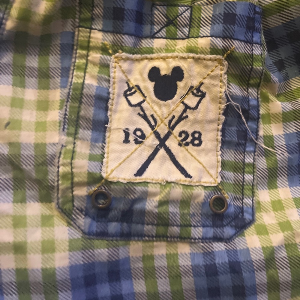 Mickey Adventure little boy swimsuit size 5/6 gently used.
